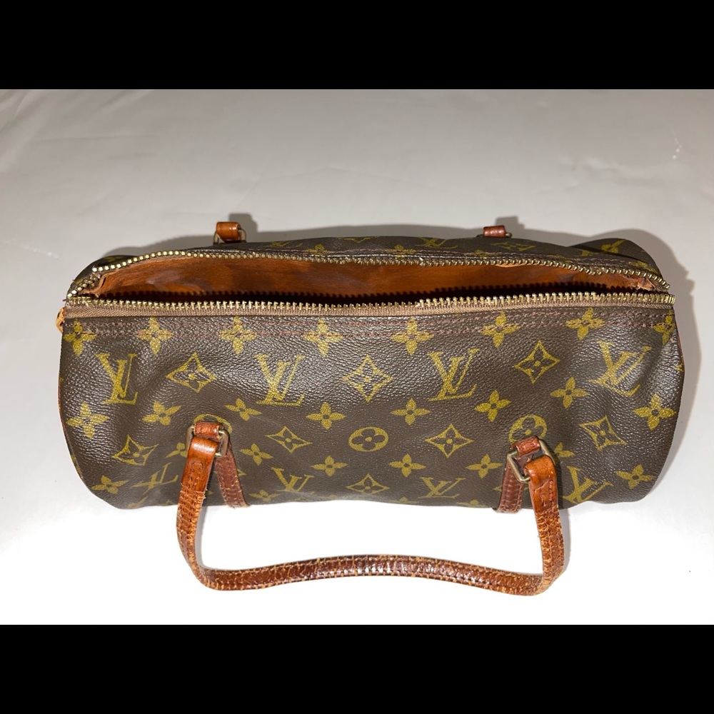 Louis Vuitton purse